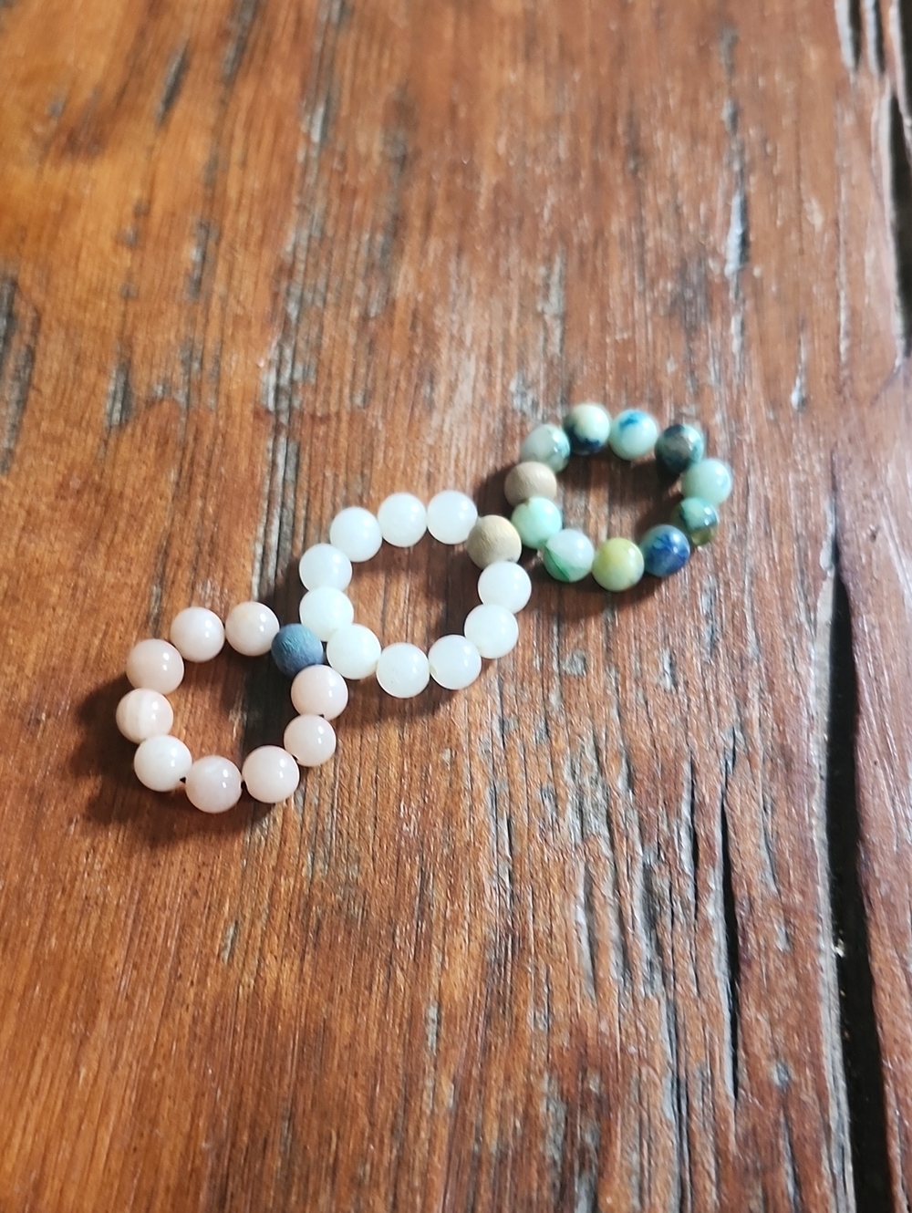Set Of 3 Womens Beaded Stretch Ring - Pink, White & Green | Crystals
